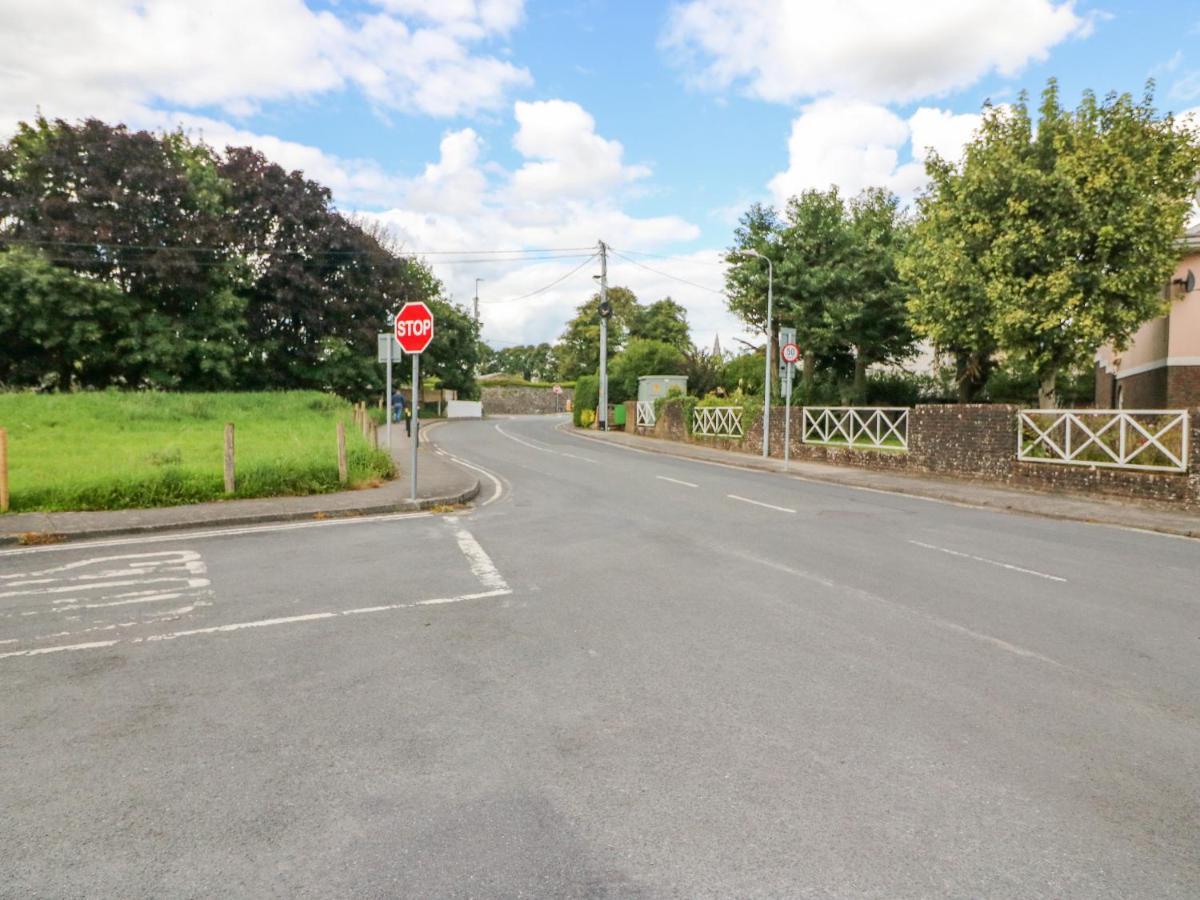8 Scrahan Place Killarney Bagian luar foto
